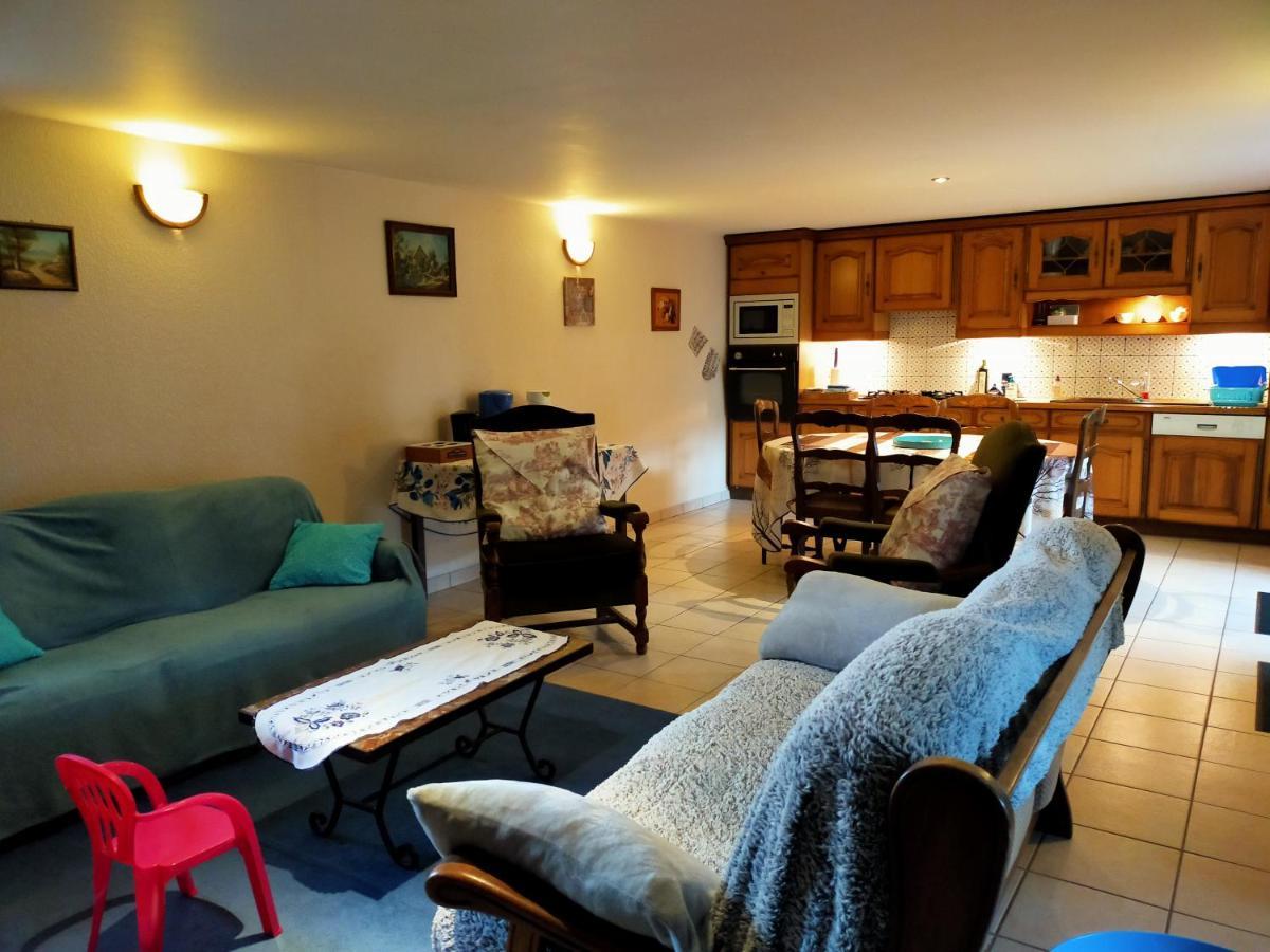 La Petite Maison Bleue Lopérec Kültér fotó